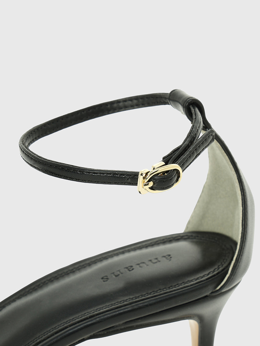 スクエアトゥナローバーサンダル