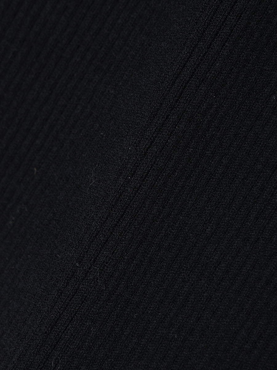 ボートネックイレギュラーヘムドッキングニットワンピース