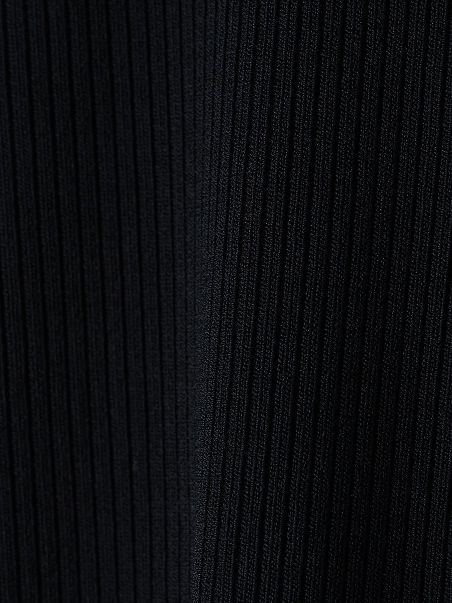 バックオープンカップインドッキングニットワンピース