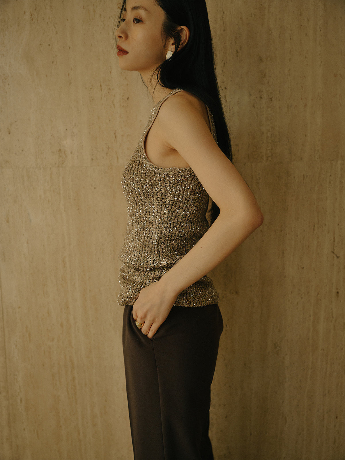 アニュアンス　スパンコールアメスリニットタンク　BEG フリーサイズ スパンコールアメスリニットタンク