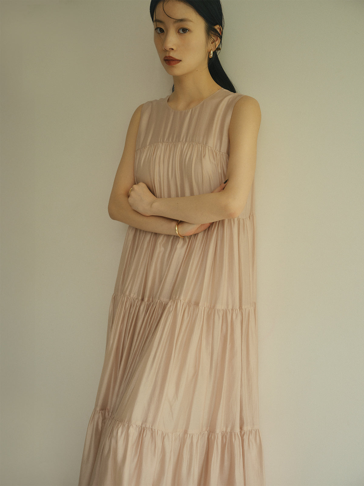 テンセルリッチオーガンティアードワンピース
