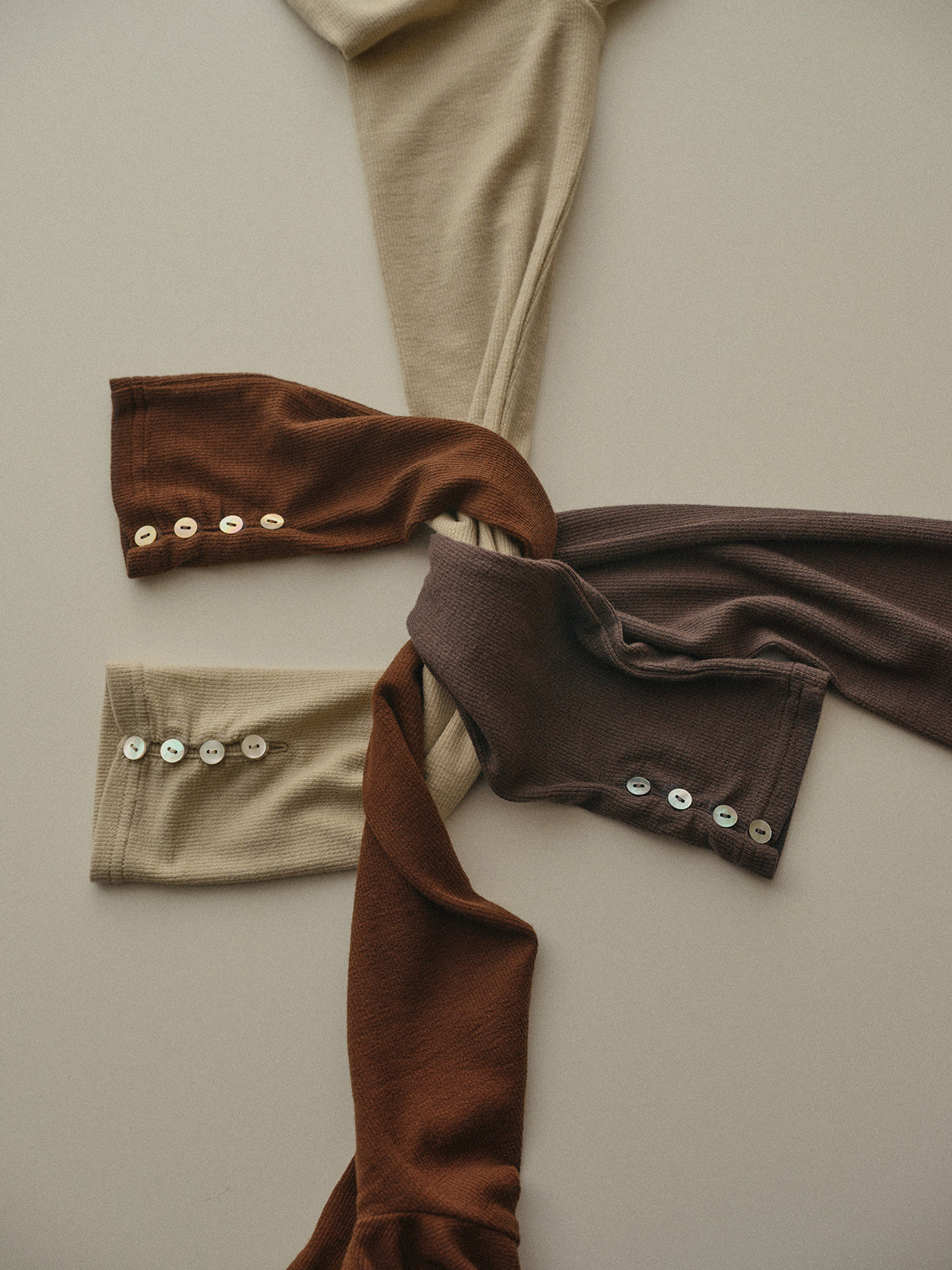 テンセルウールレイヤーカットトップス