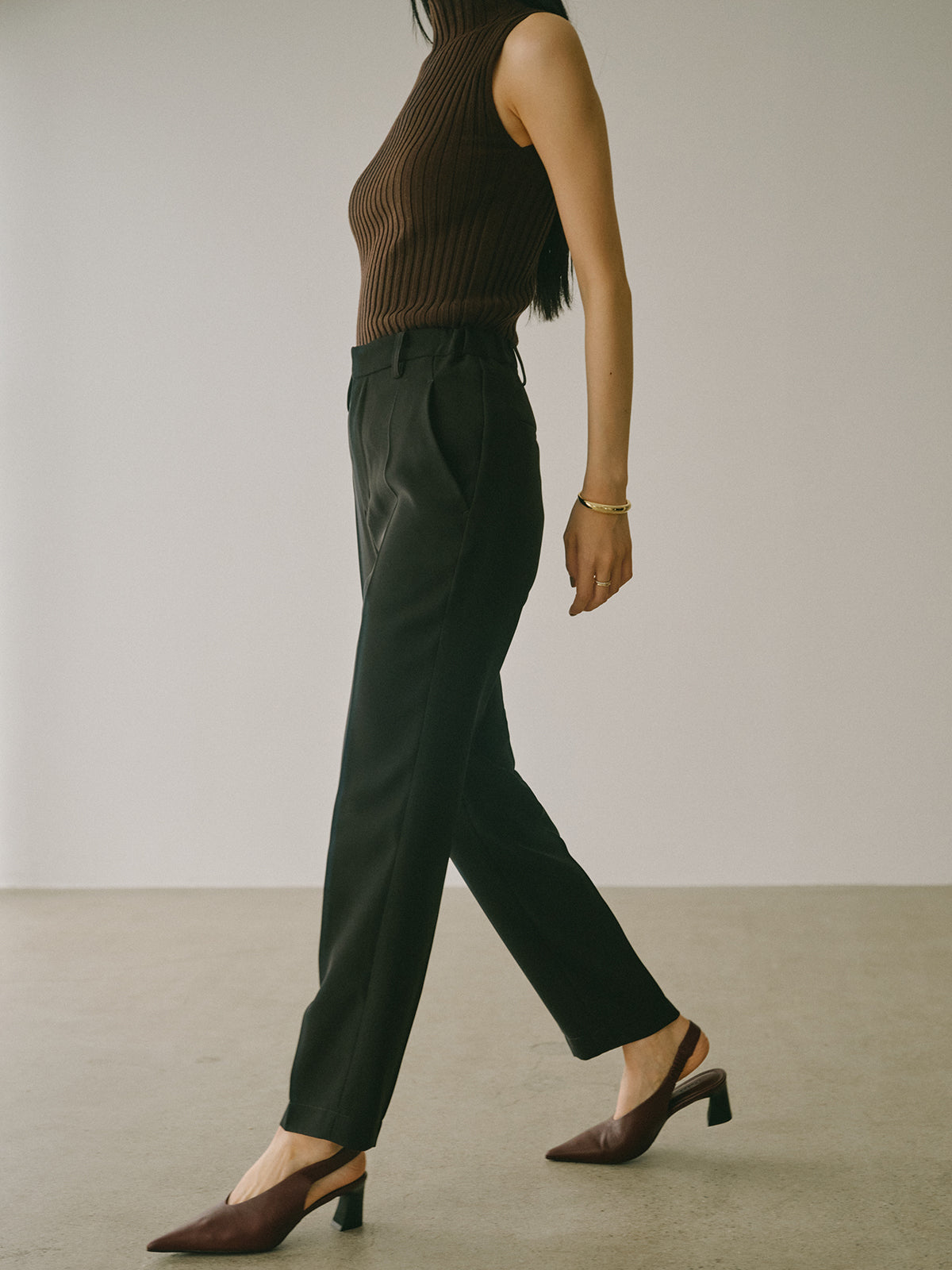 ハードツイルテーパードパンツ