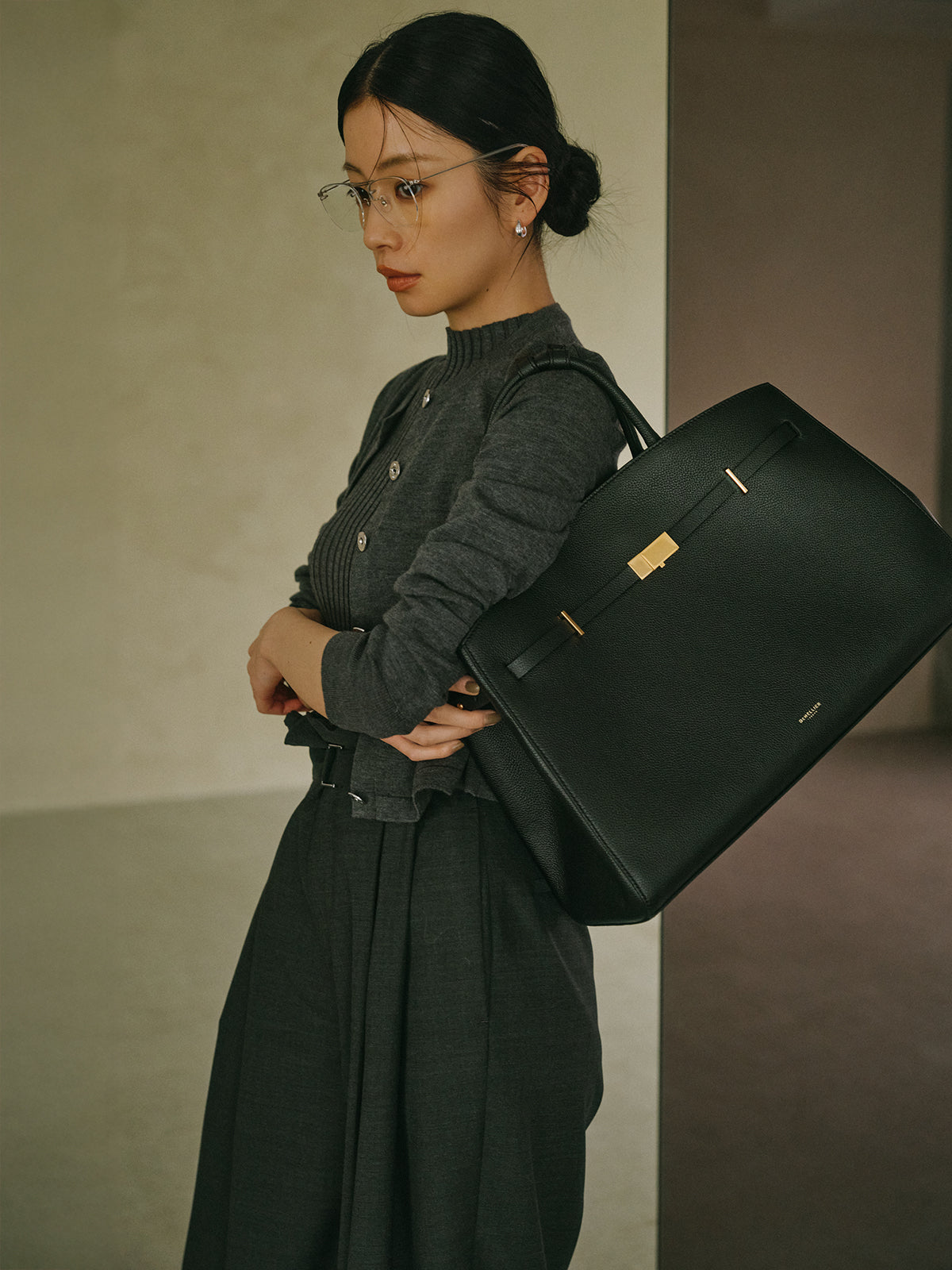 フリルタックワイドパンツ