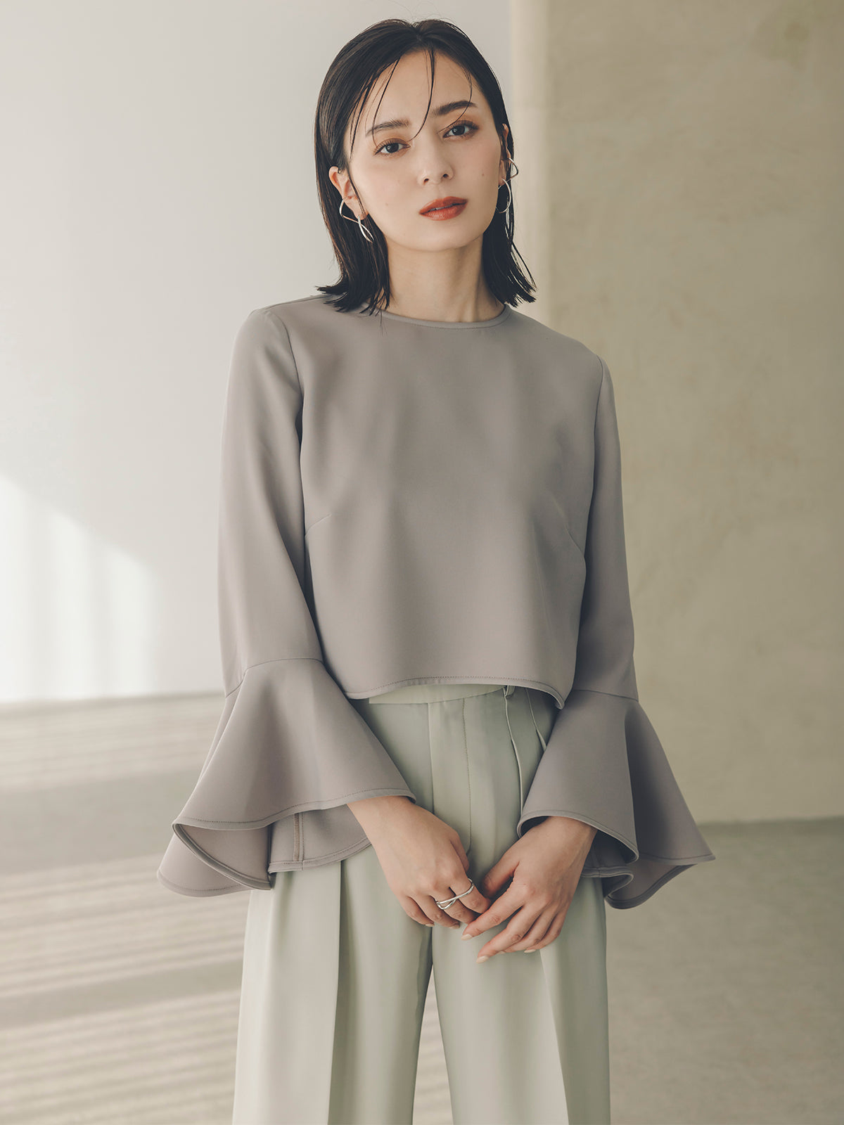 ツータックワイドパンツ