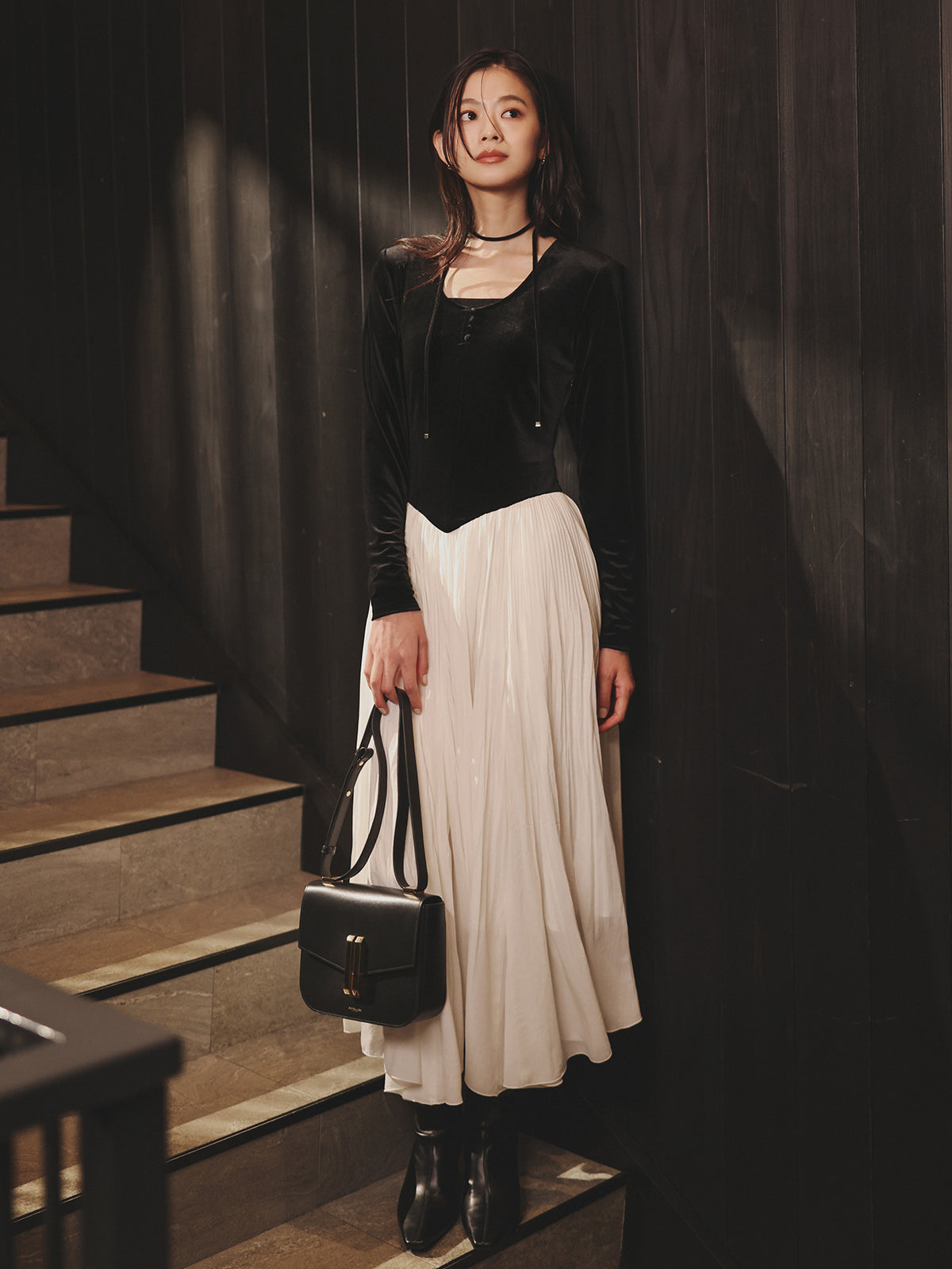 ベロアシフォンドッキングワンピース