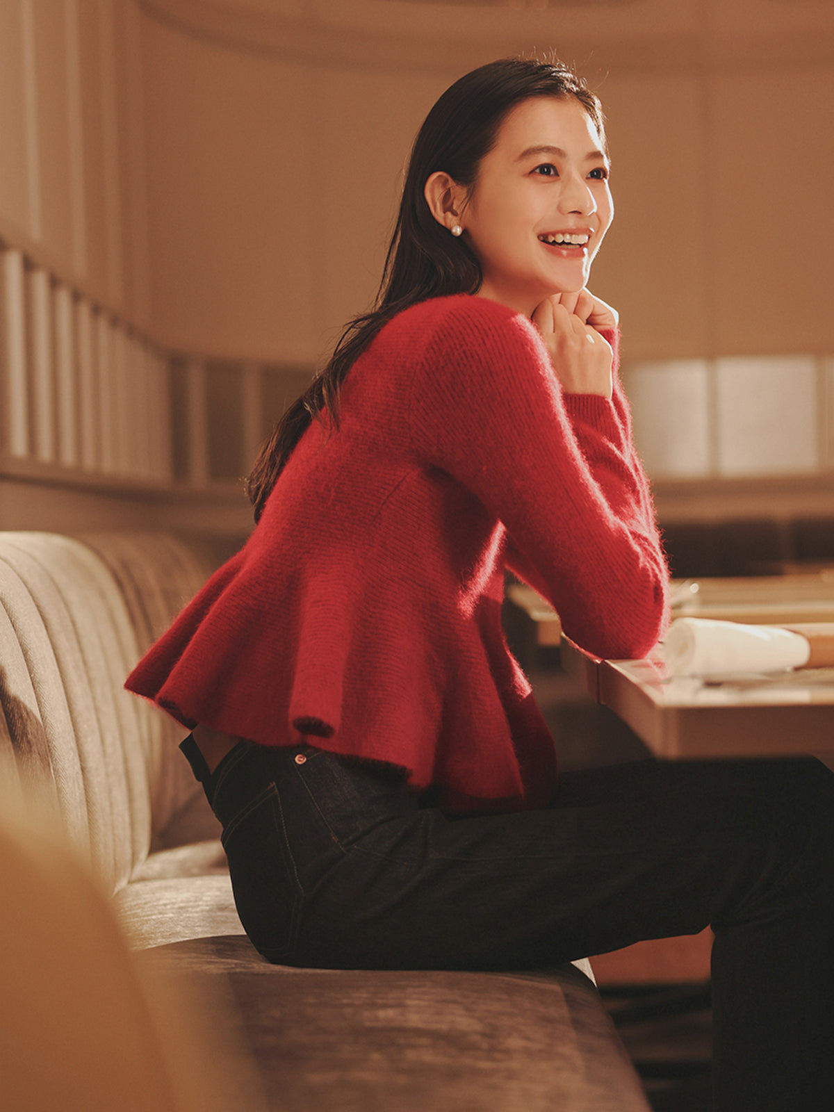 ペプラムショートニットトップス