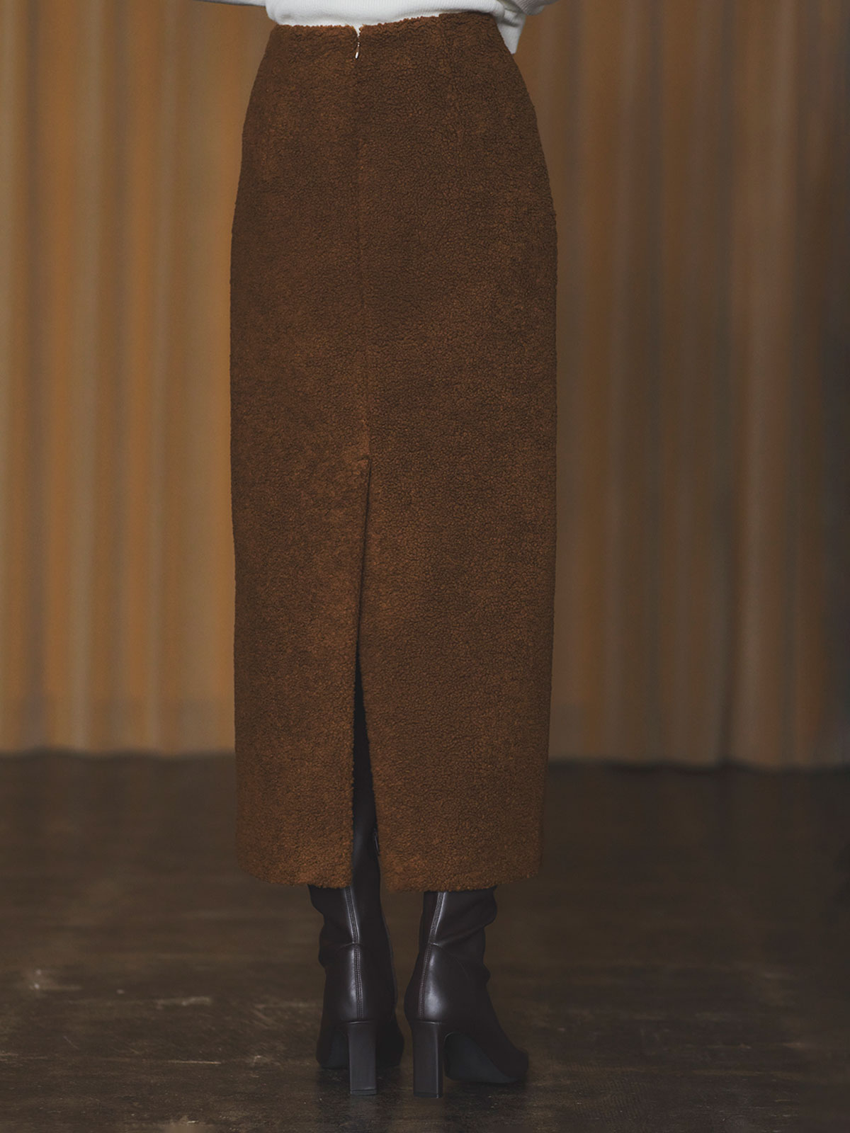 ボアタイトスカート