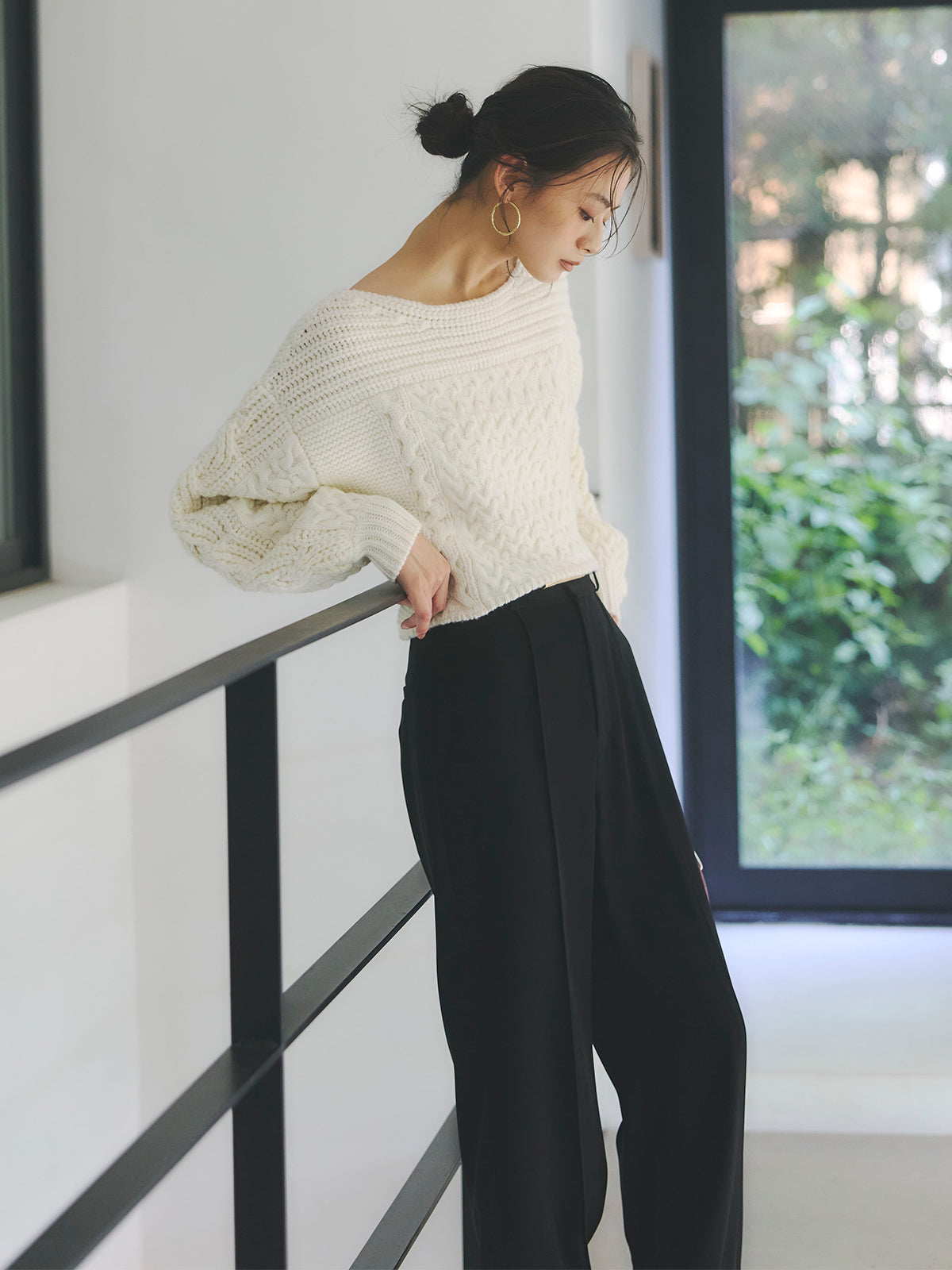 ピンタックジョガーパンツ