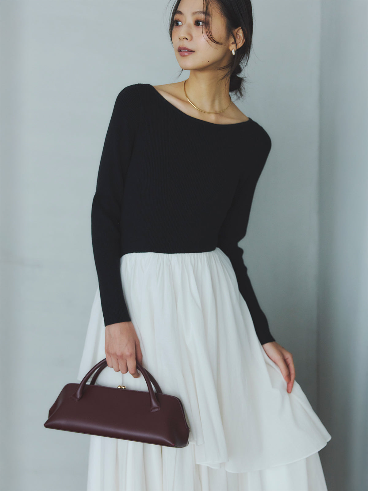 ボートネックイレギュラーヘムドッキングニットワンピース