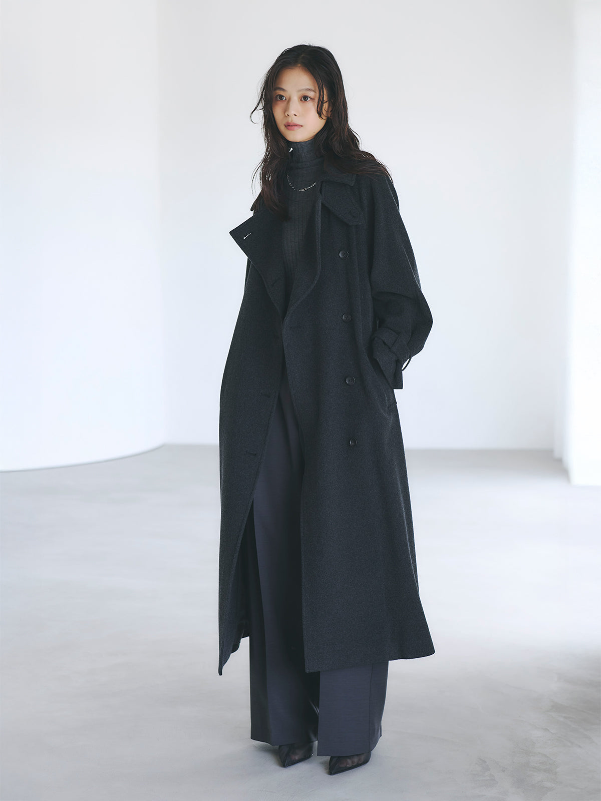 ウールトレンチコート