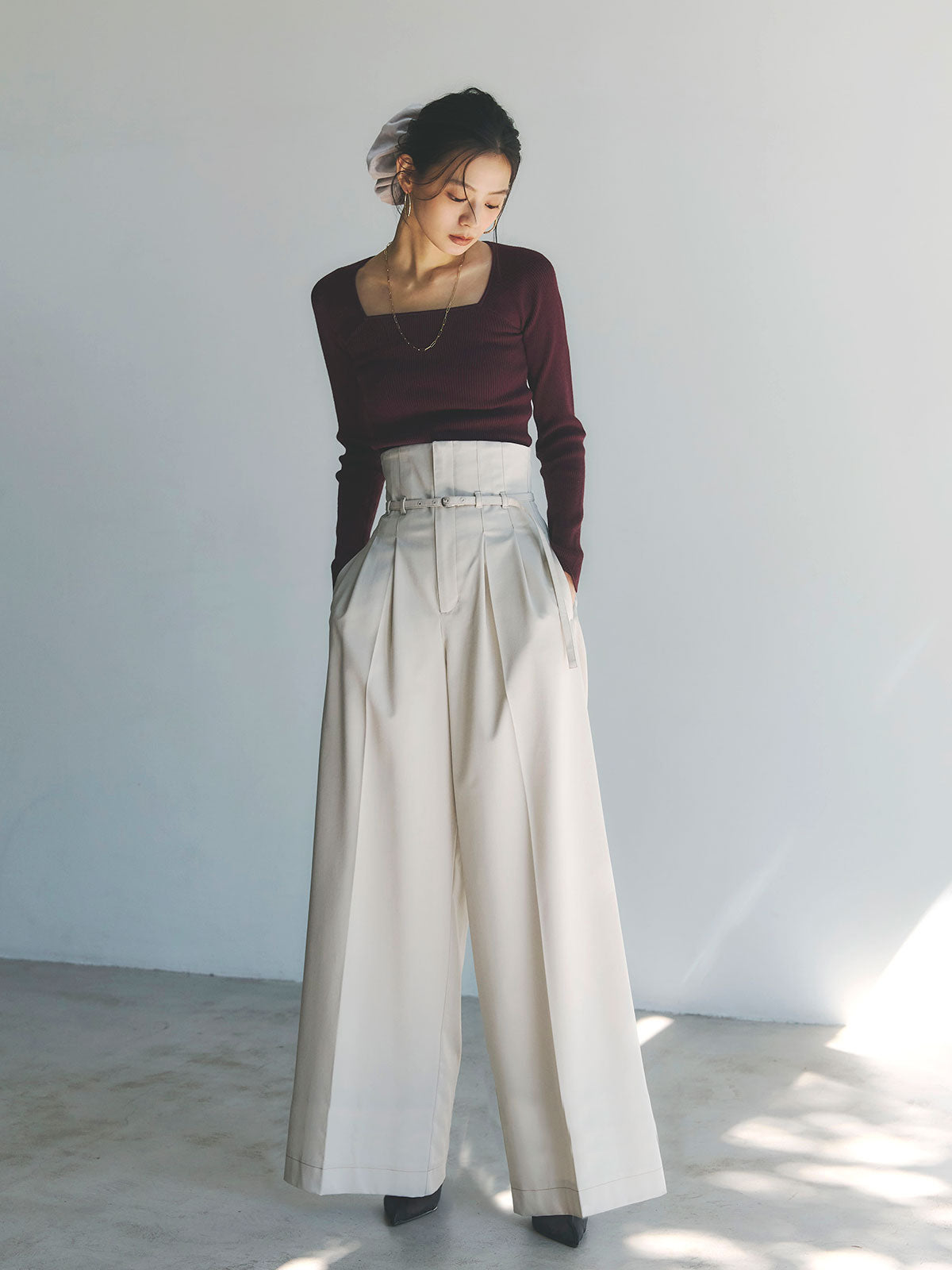 ベルテッドハイウエストパンツ