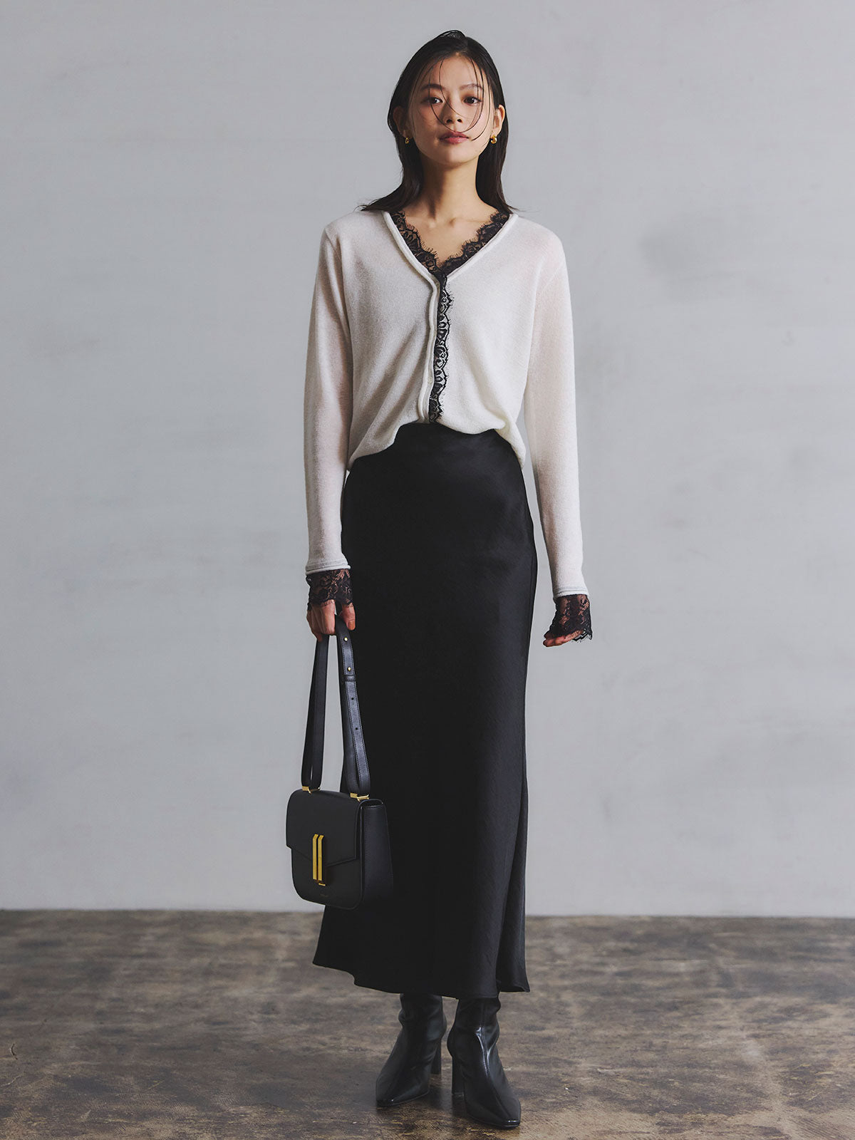 アイラッシュレーストリミングニット