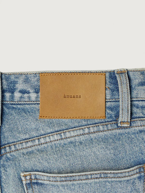 Slim straight denim