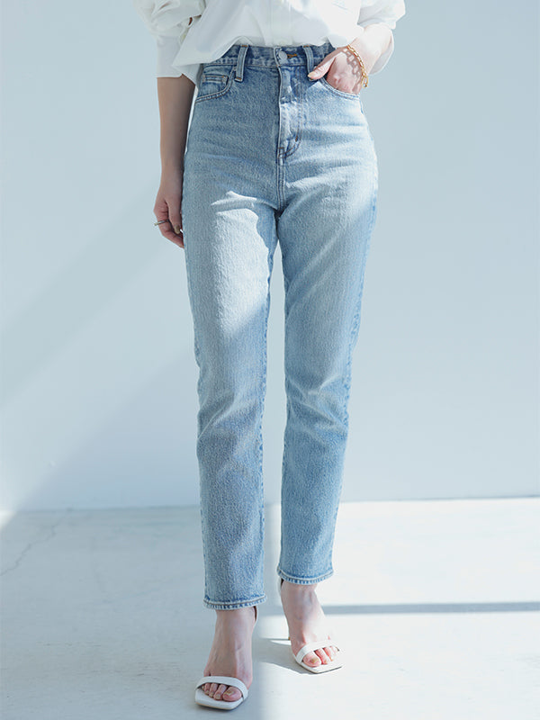 Slim straight denim