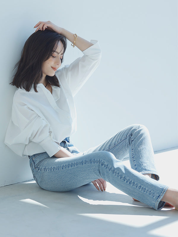 Slim straight denim