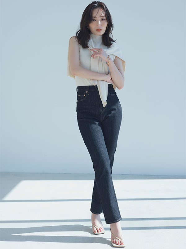 Slim straight denim