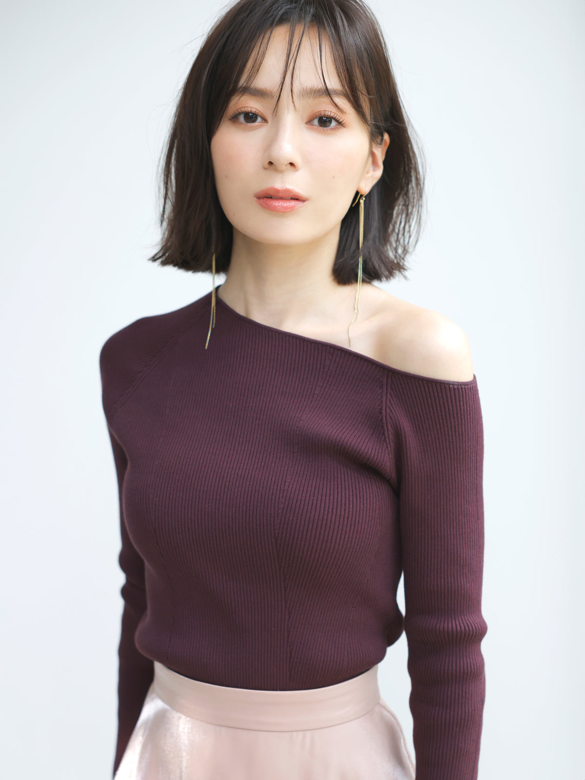 anuans アシンメトリーリブニット　アイボリー アシンメトリーリブニット