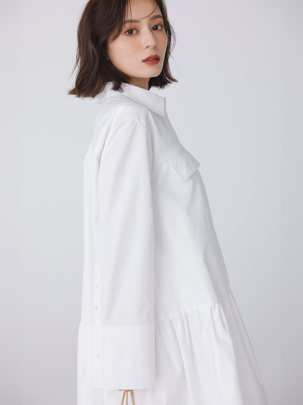 24ss 美品✨anuans ギャザーフレアミニワンピース　シャツ　チュニック ギャザーフレアミニワンピース