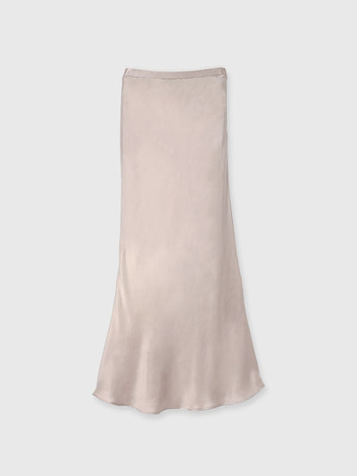 GRAYISH PINK