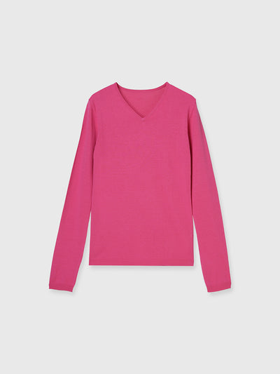 MAGENTA