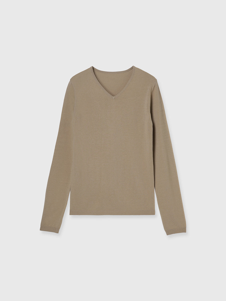 【新品・未開封未使用】ánuans シルクブレンドVネックニット シルクブレンドVネックニットトップス