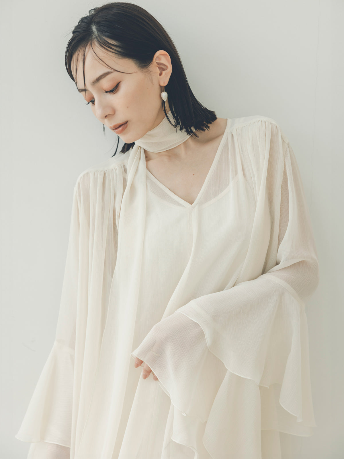 〈美品〉 anuans / カーブパールピアス カーブパールピアス