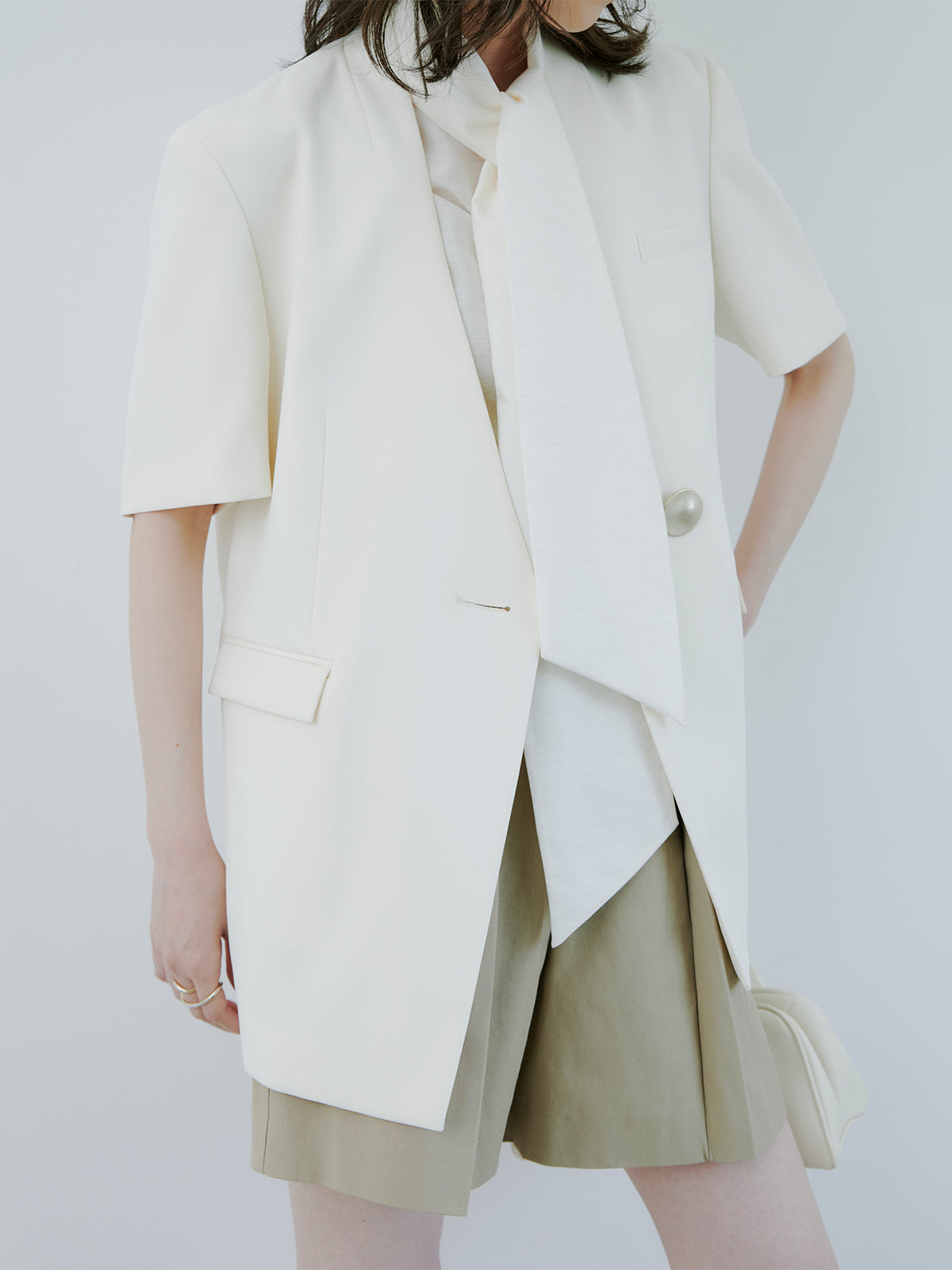 【新品】 anuans チノショートパンツ BEIGE アニュアンス anuans チノショートパンツ （BEIGE