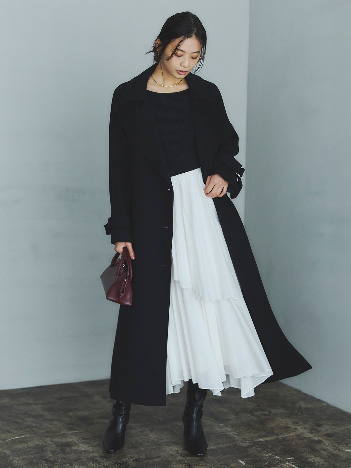 ボートネックイレギュラーヘムドッキングニットワンピース