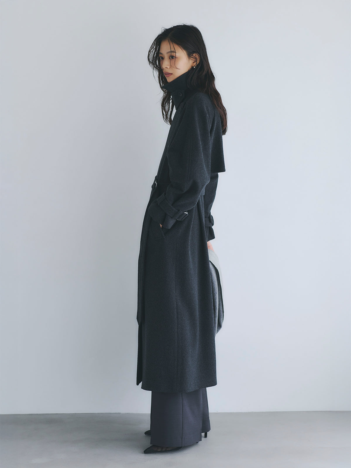 ウールトレンチコート