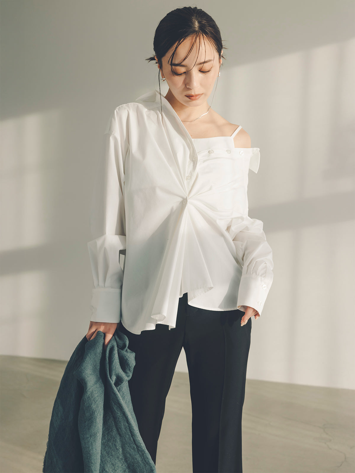 スリムフィットセミフレアパンツ スリムフィットセミフレアパンツ