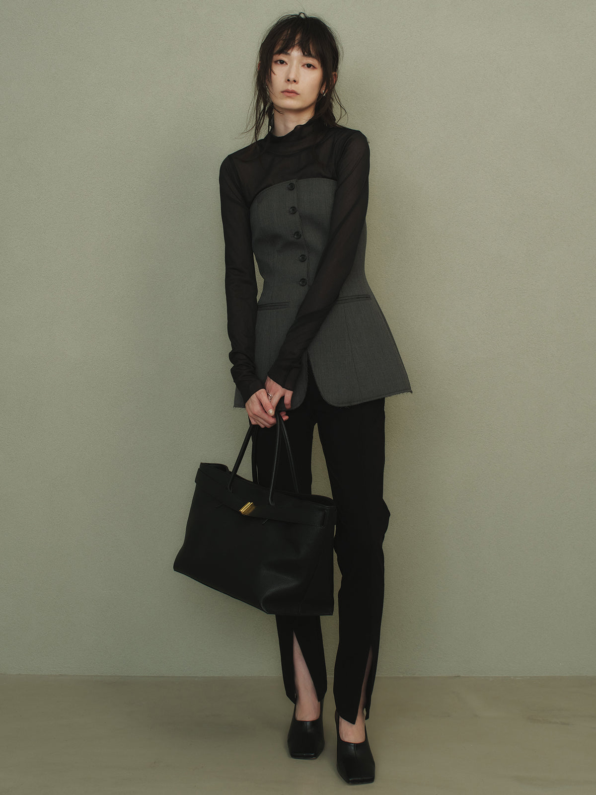 ベルトディテールバッグ