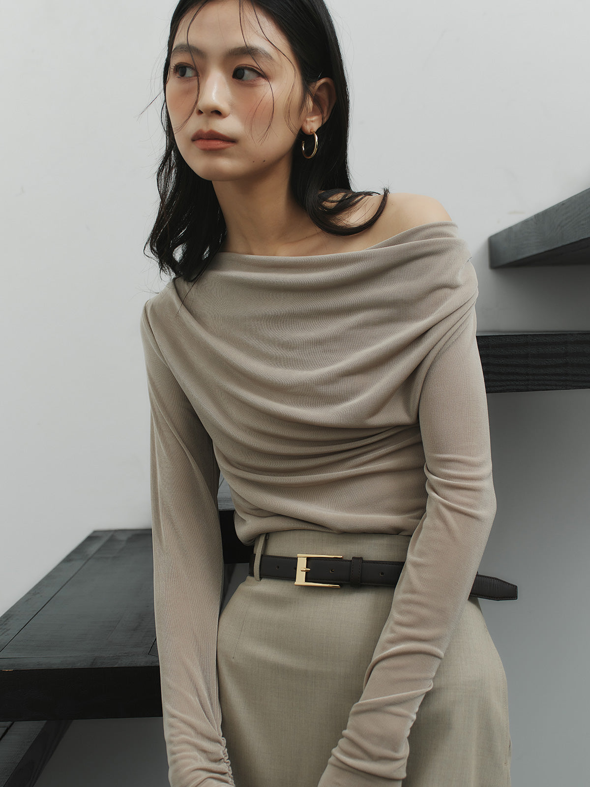 アセテートギャザードレープカットトップス