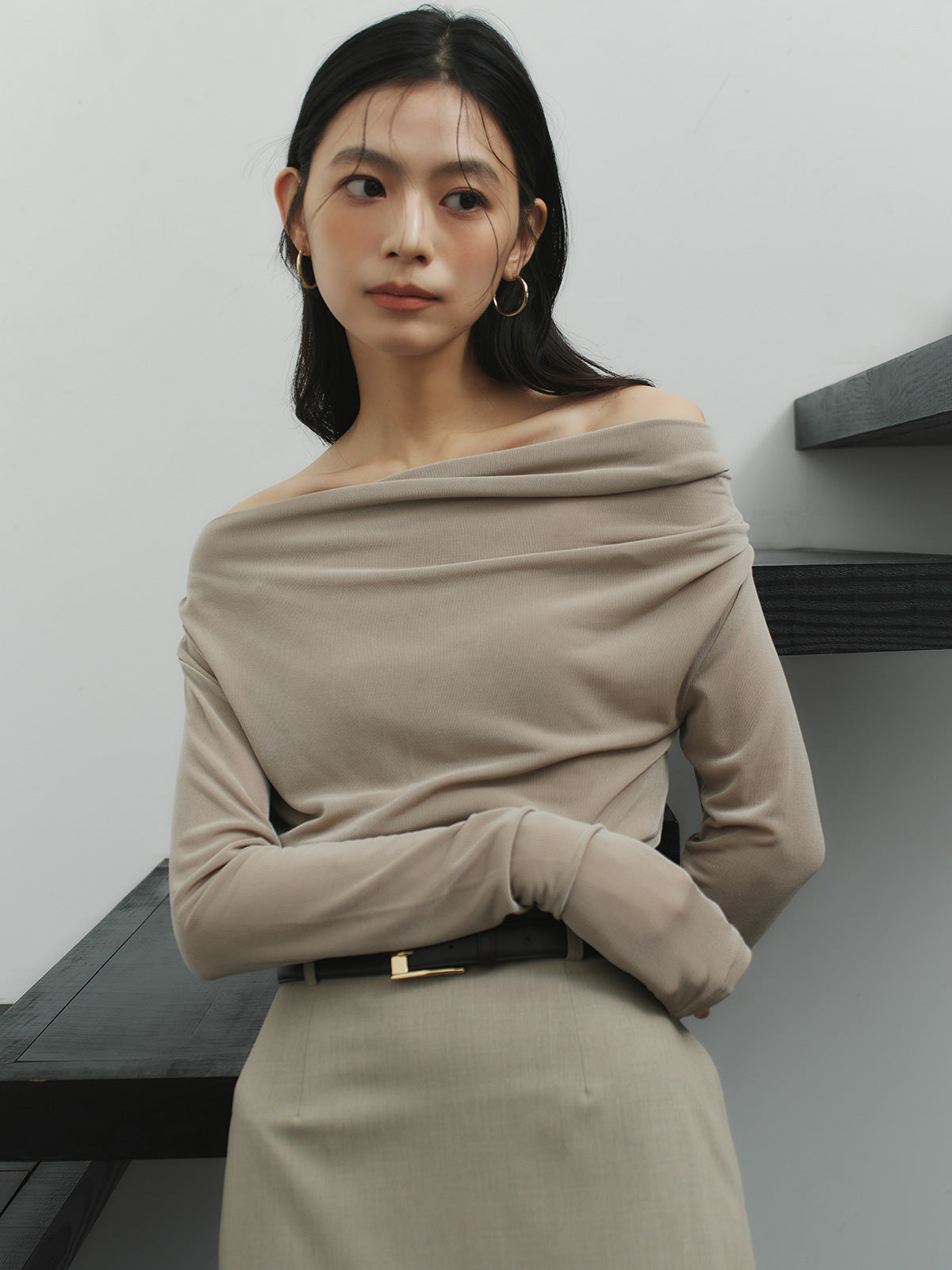 アセテートギャザードレープカットトップス