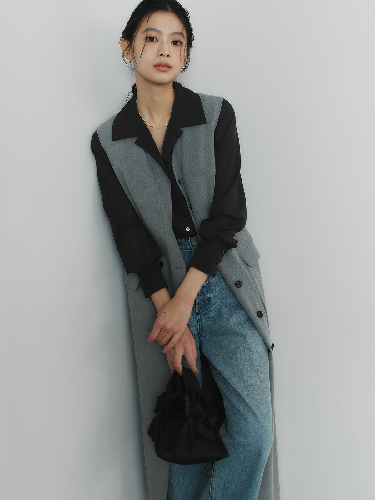 セミシアーオープンカラーブラウス