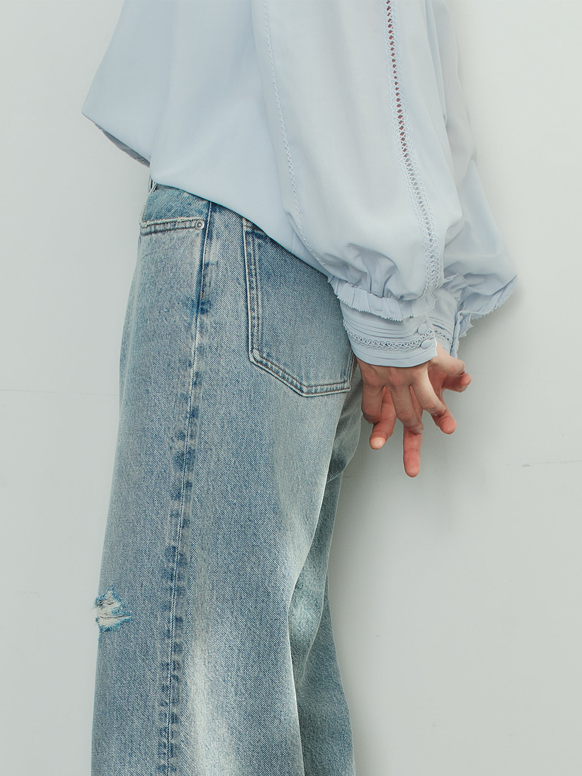 ピンタックギャザーボリュームブラウス