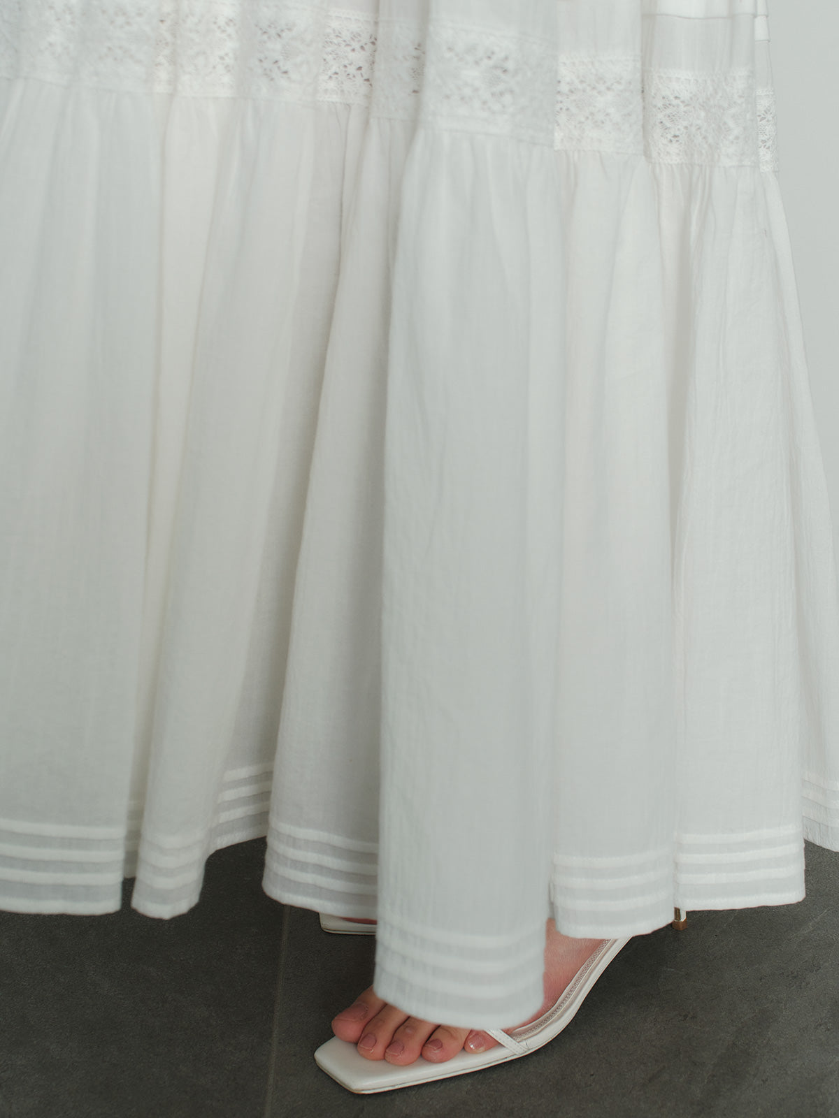 レースパネルティアードスカート