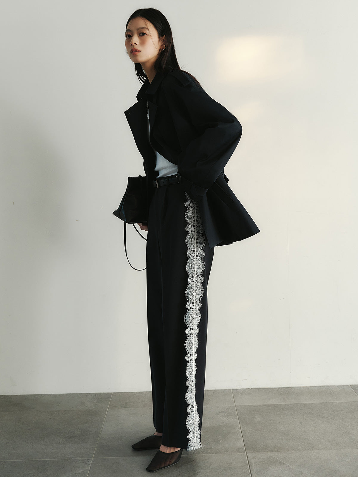 ハーフオーバートレンチコート