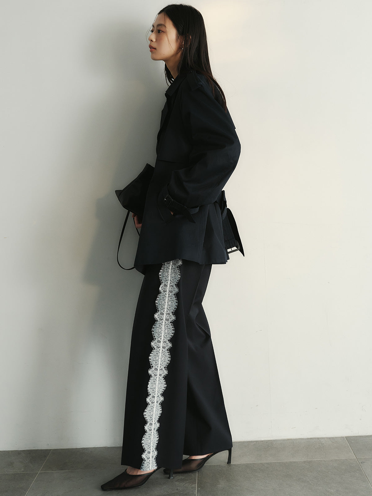 ハーフオーバートレンチコート