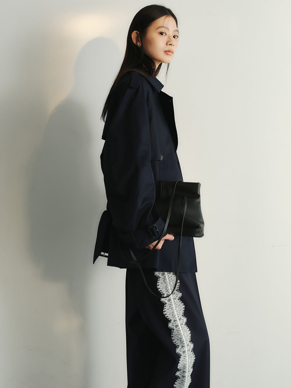 レーストリムタックパンツ