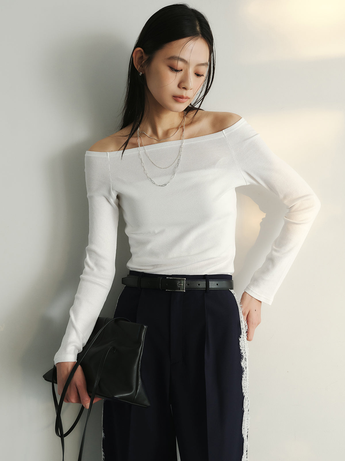 レーストリムタックパンツ