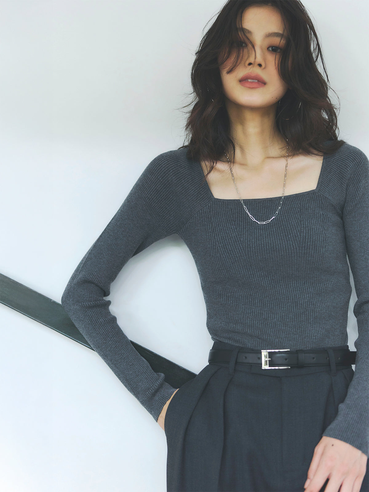 ベーシックタックワイドパンツ