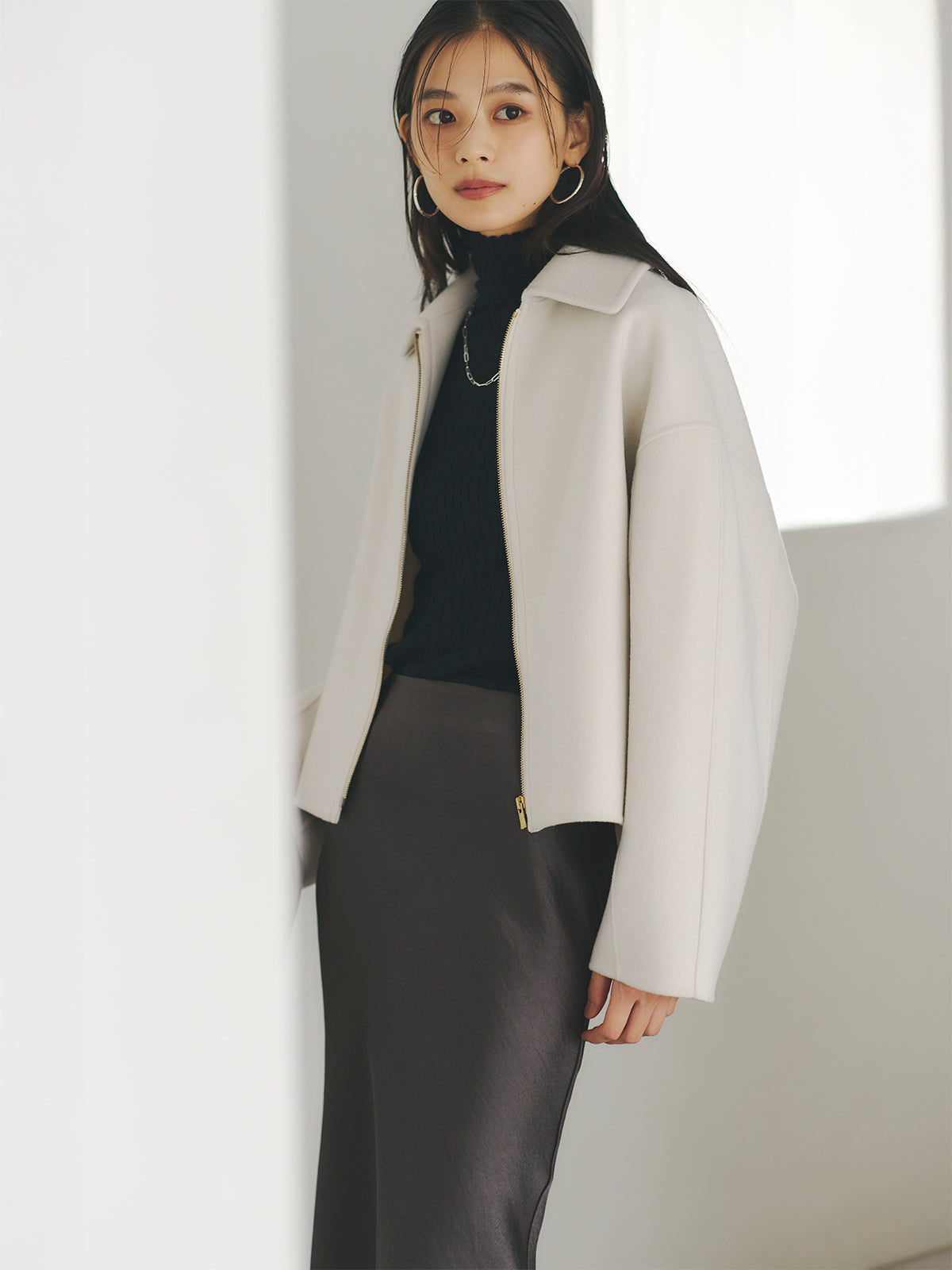 anuans　アニュアンス　ノーカラーリバーショートコート 　ウール　サックス 新品 anuans アニュアンス ノーカラーリバーショートコート サックス