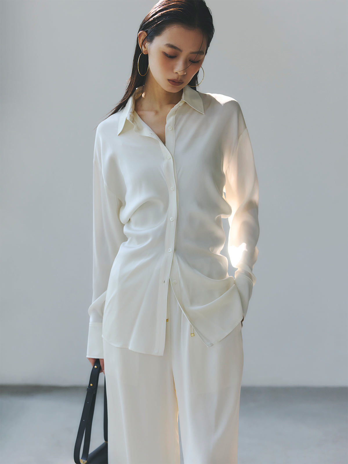 シルクリラックスワイドパンツ