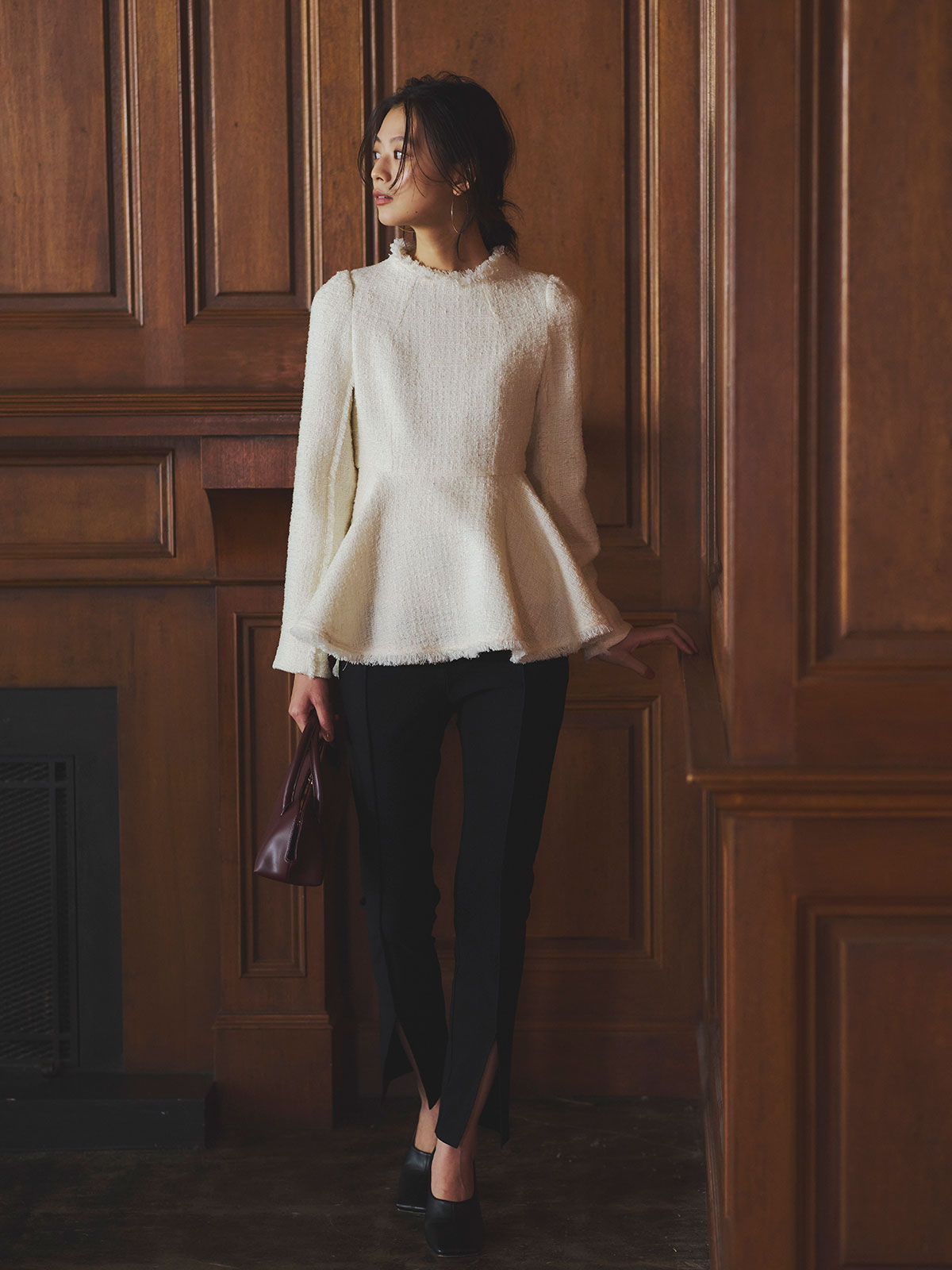 ツイードペプラムブラウス