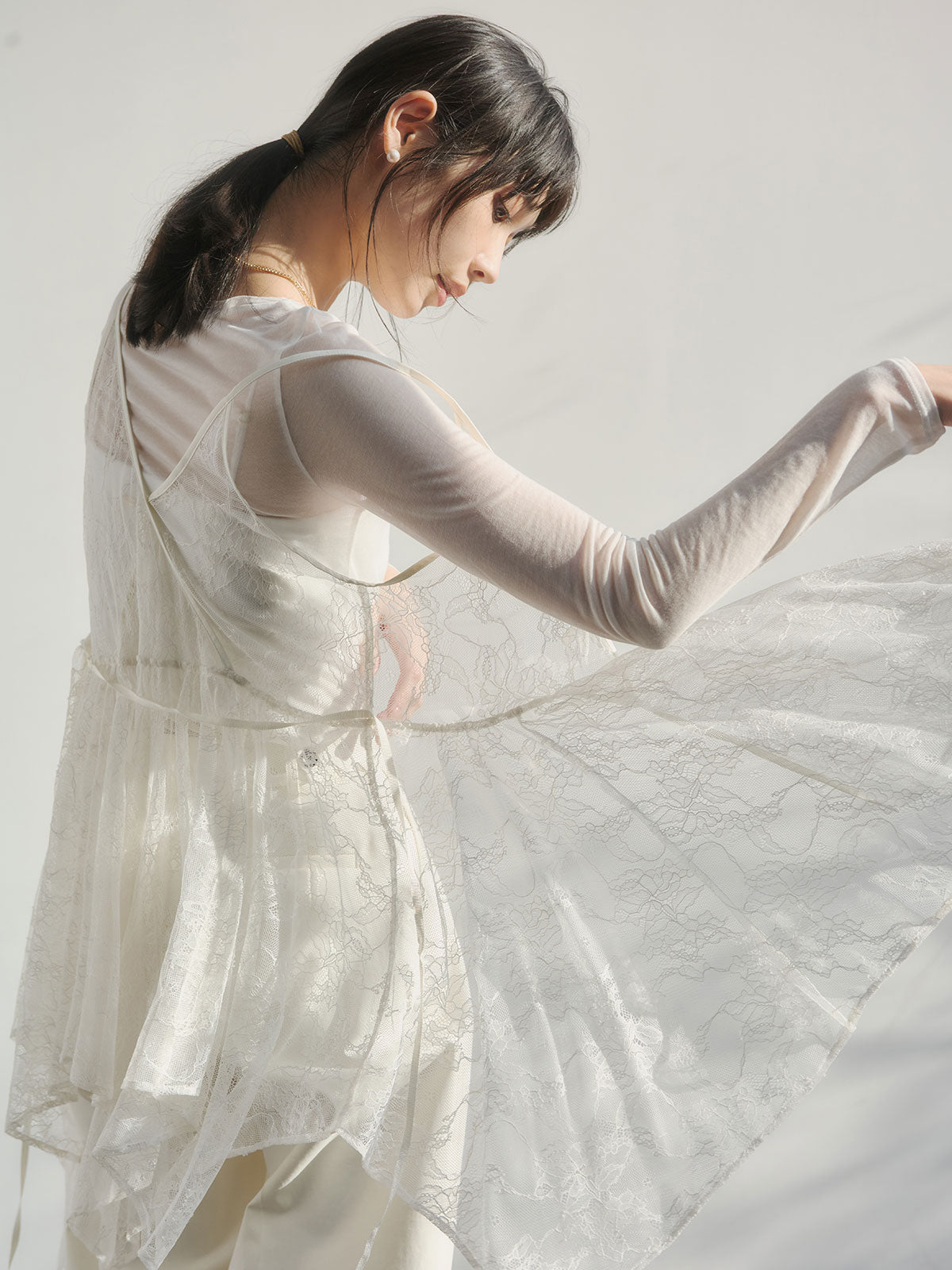 チュールレースジレ