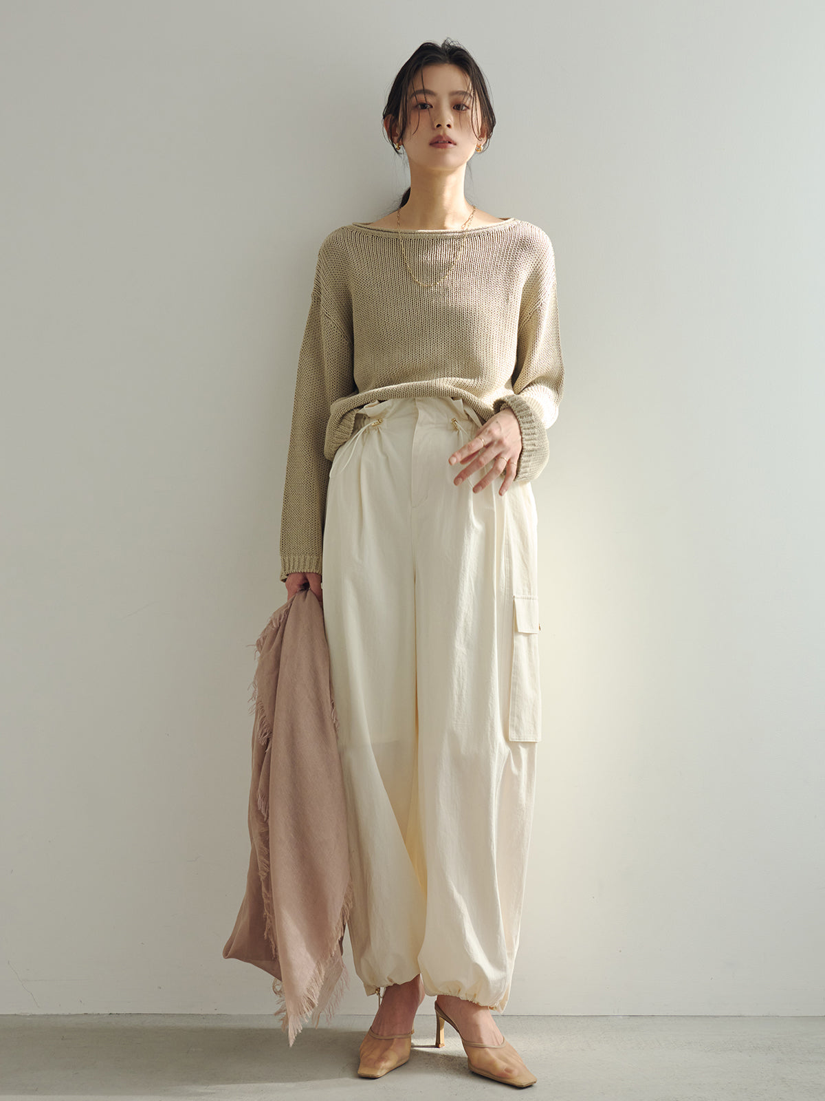 ánuans 公式サイト｜Tops