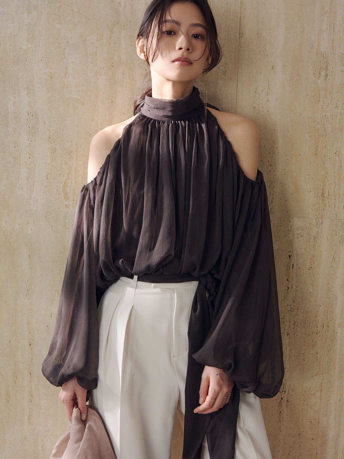 シフォンボリュームブラウス