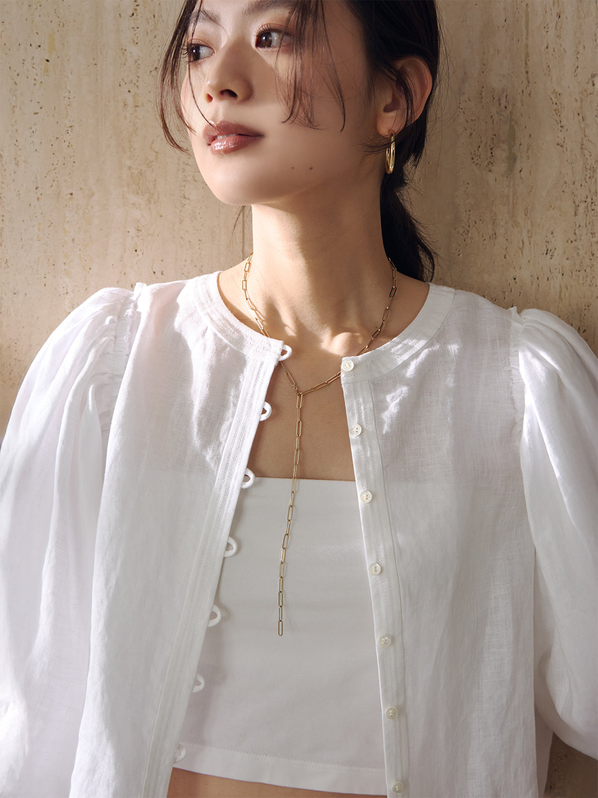 ánuans 公式サイト｜Tops