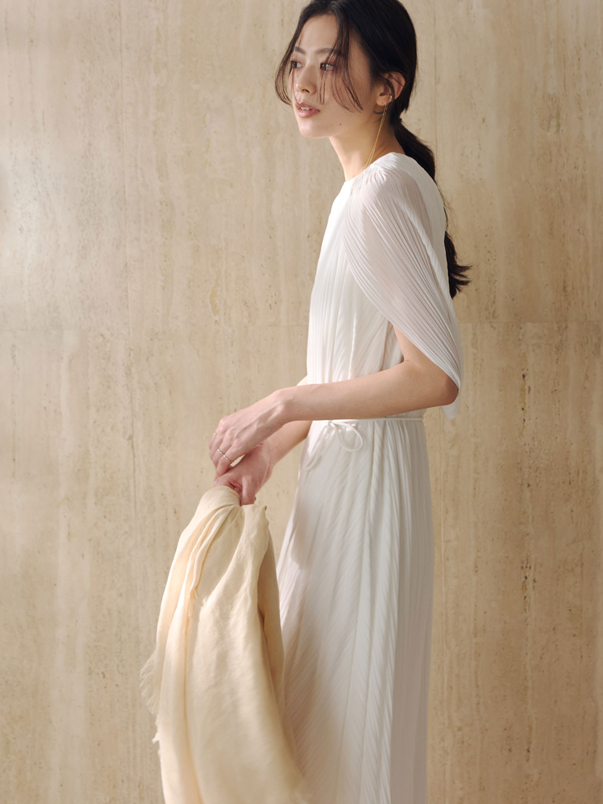 ランダムプリーツケープワンピース